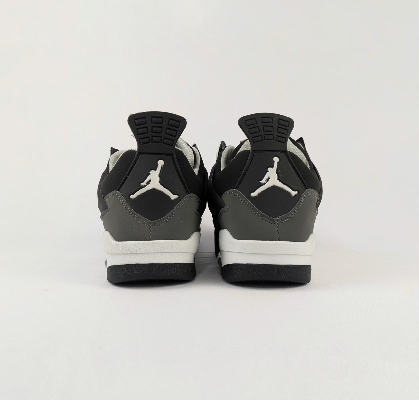 Air Jordan Retro 4 'Fear' (Indian Version) - Overstocked