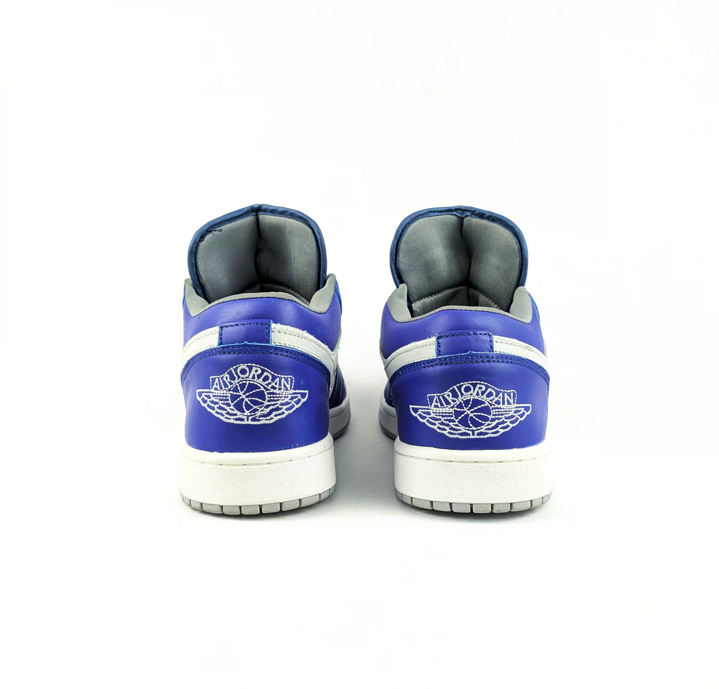 Nike Air Jordan 1 Low - Overstocked