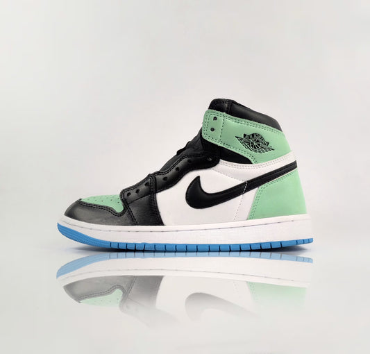 Air jordan 1 Mid "Tropical Twist" - Overstocked