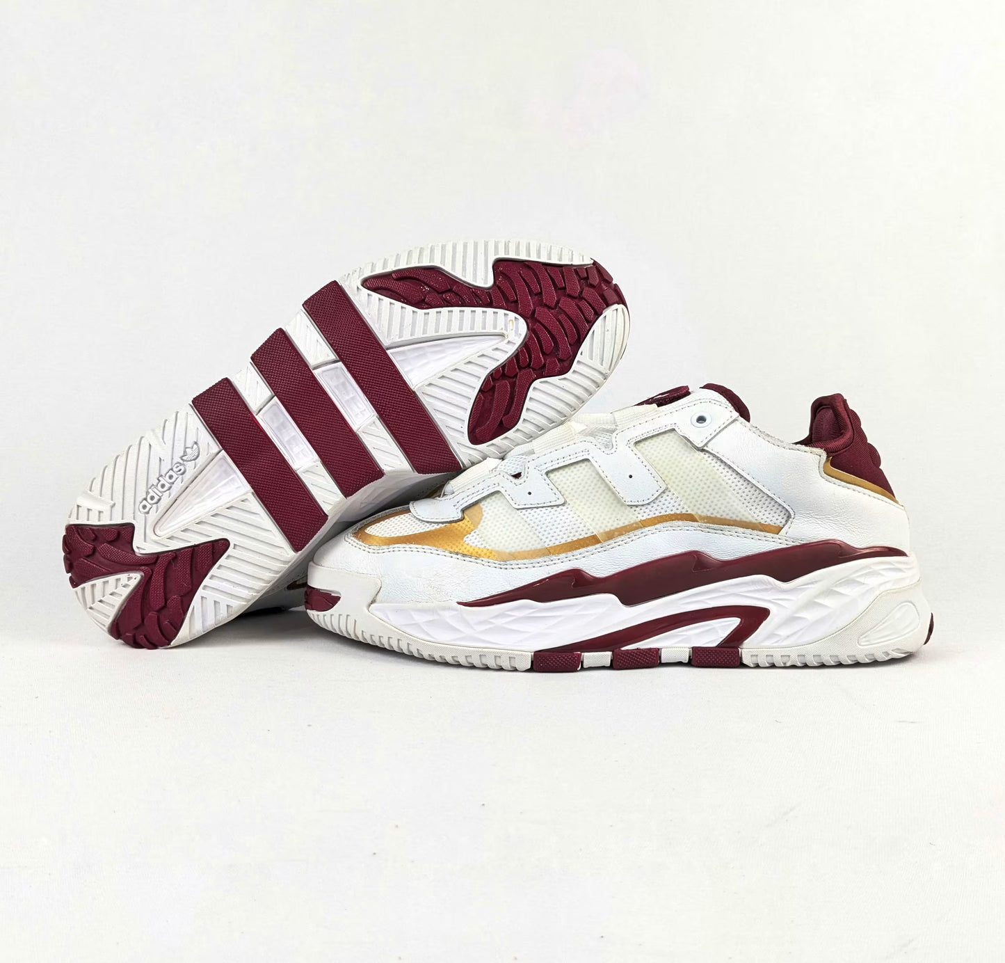 Adidas Niteball 'white red' - Overstocked