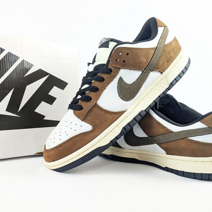 Nike Dunk Low - Overstocked