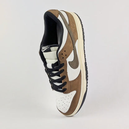 Nike Dunk Low - Overstocked