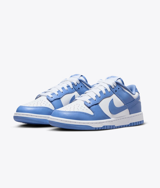 Nike Dunk Low - Overstocked