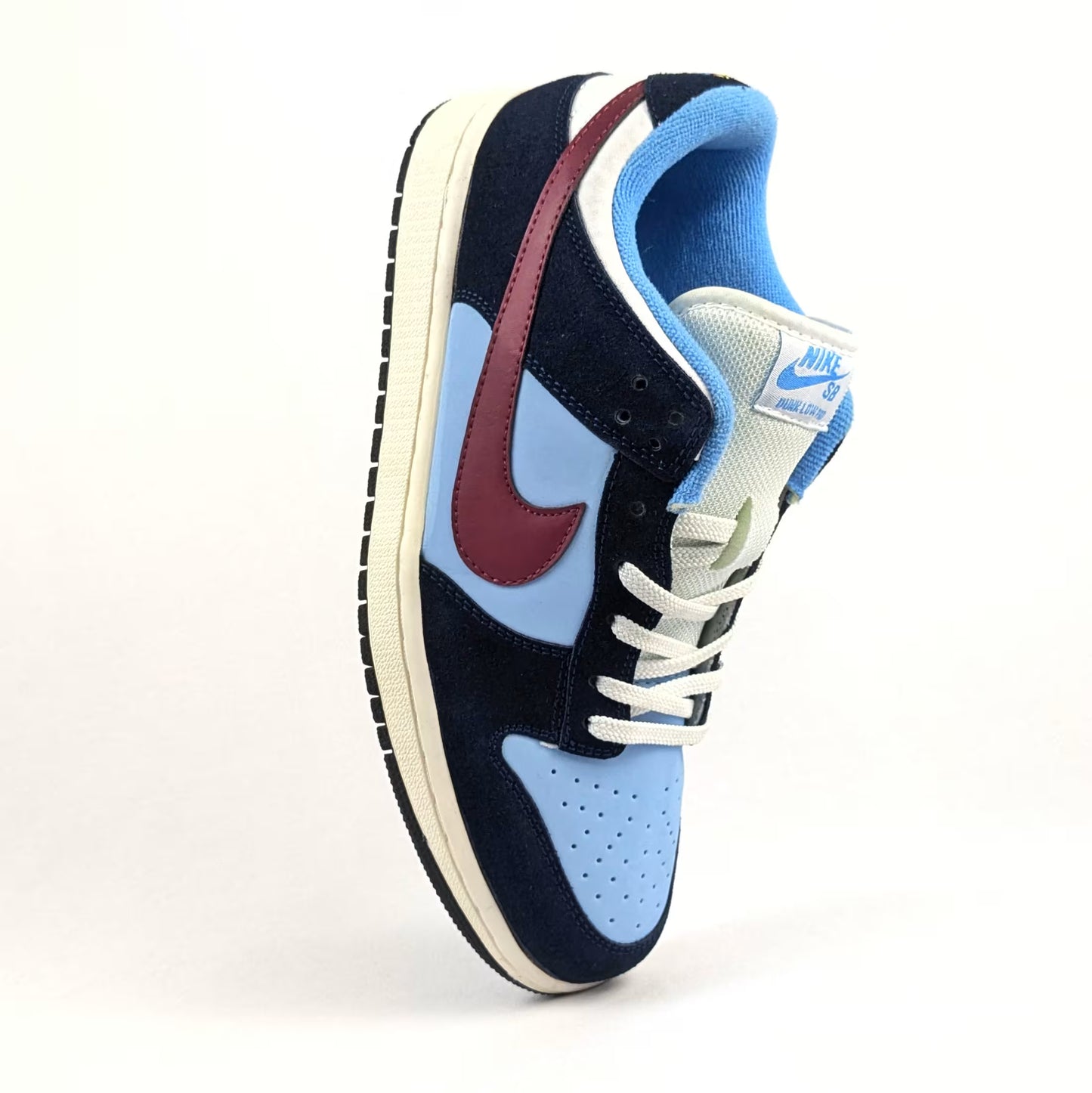 Nike Dunk Low Retro - Overstocked