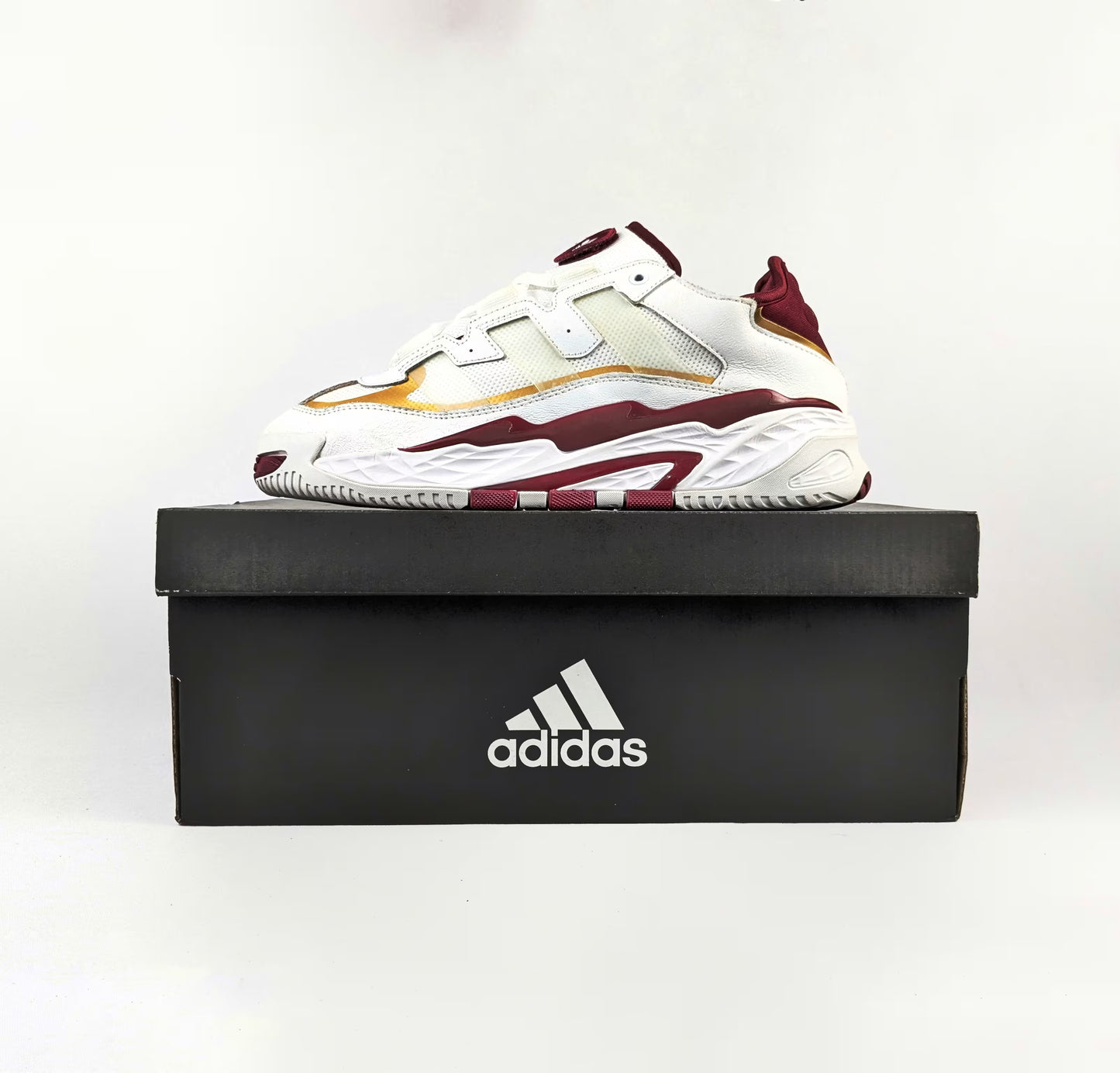 Adidas Niteball 'white red' - Overstocked